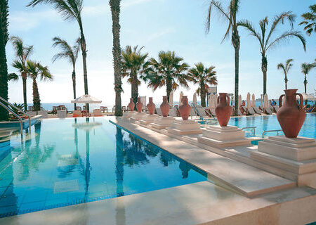 Alexander The Great Beach Hotel - Golf-vakantie.nl